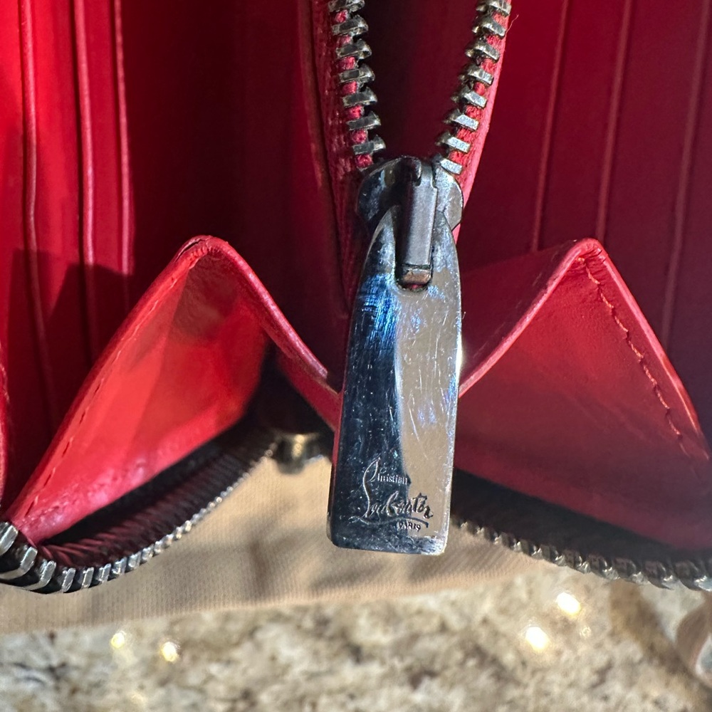 Christian Louboutin Signature Red Wallet - Picture 2 of 11